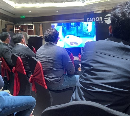 272F46AD-FFFF-4E6F-A66D-3CCC6AA77742